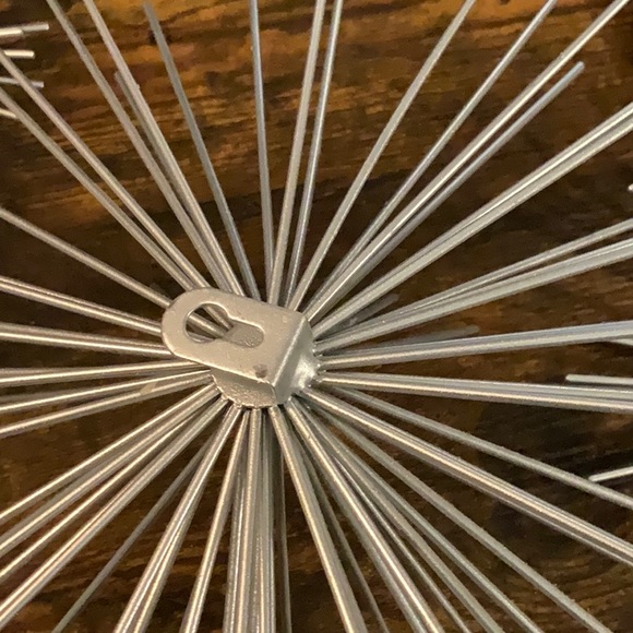 Silver Decorative Starburst Wall Art Set - Picture 7 of 8